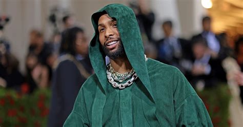 Odell Beckham Jr. Flexes $650K Chain At The Met Gala.